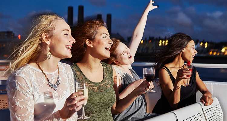 New Year Cruises London | New Year’s Eve Thames River Cruises | Discount London